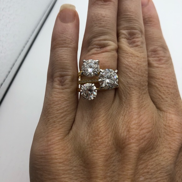 Diamond, Moissanite & Gold Ring Info - Picture 16 of 17